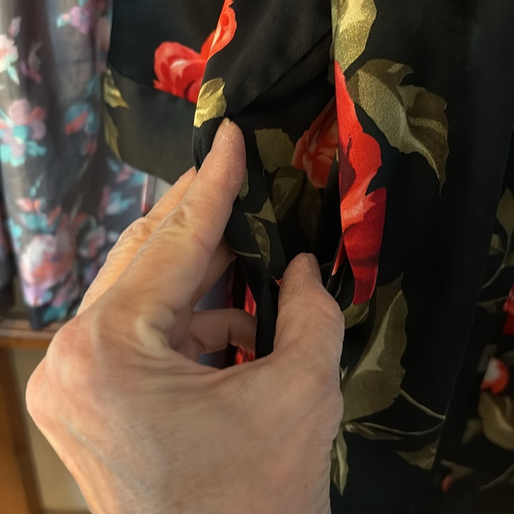 2 Floral Satin Robes with Pockets! - Picture 6 of 14